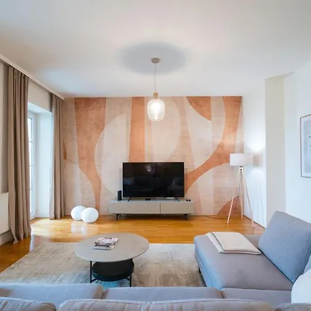 Design Altstadt Sued Apartament *