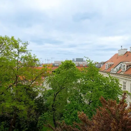 Design Altstadt Sued Apartment